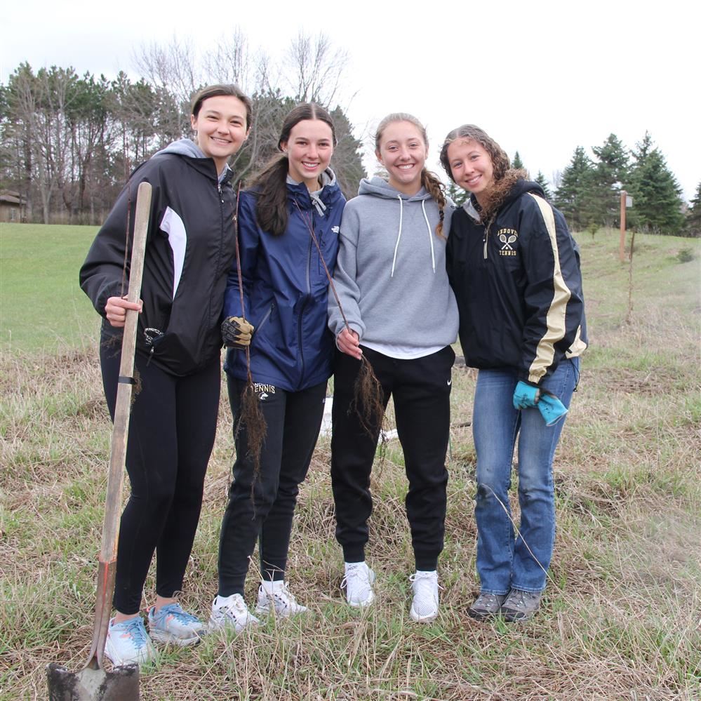  Group of Andover High School volunteers